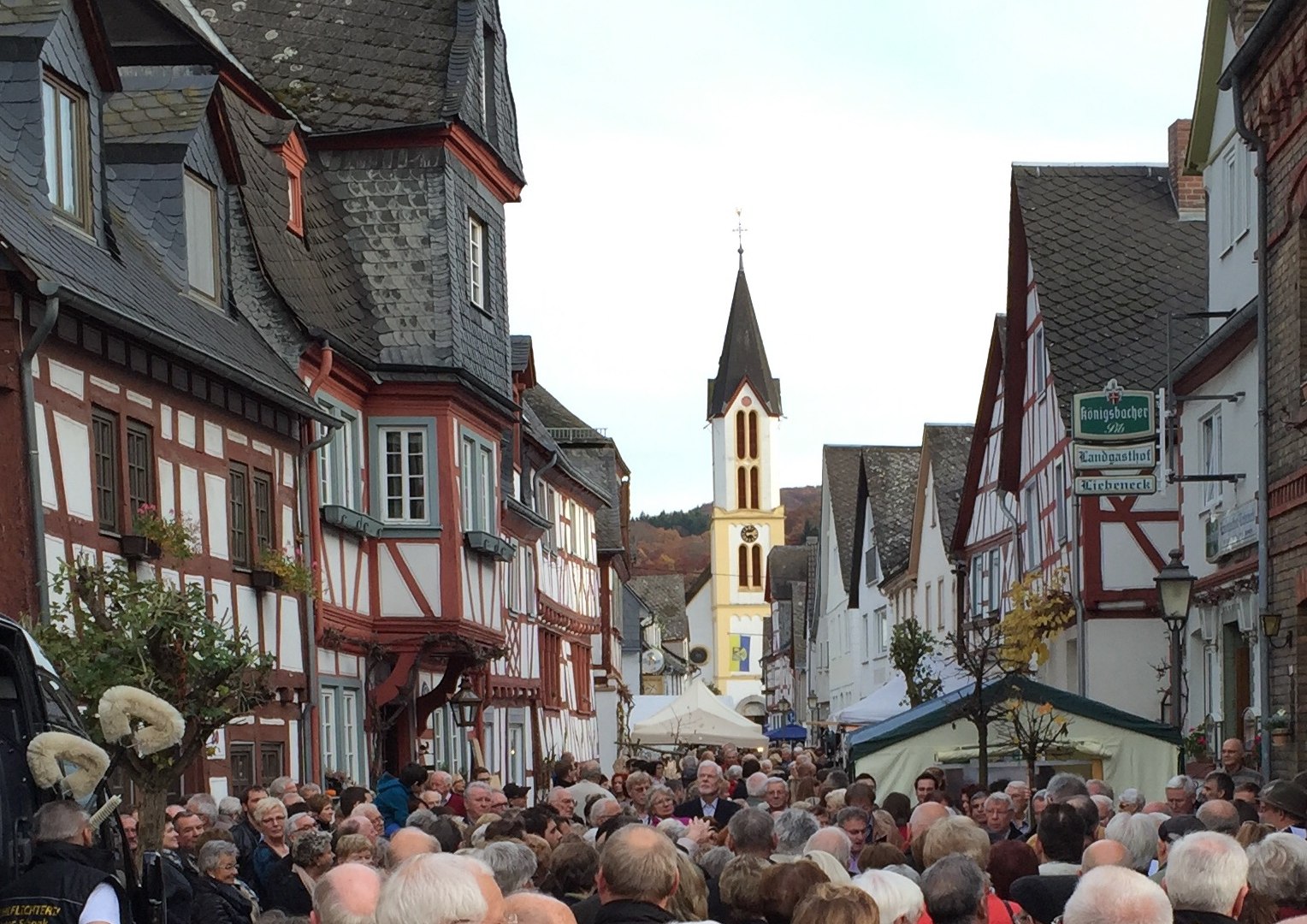 Martinimarkt in Osterspai | © Guido Kreutzberg