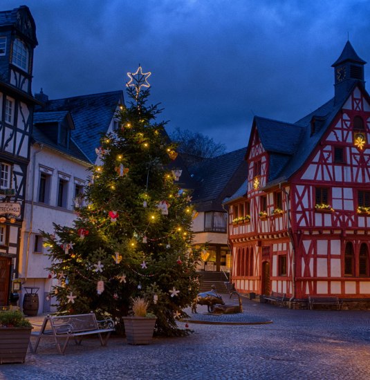 Marktplatz Rhens | &copy; Klaus Breitkreutz
