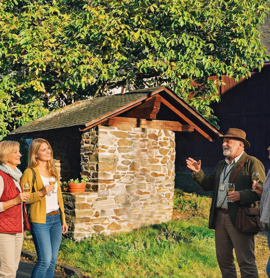 Symbolbild_Brunnentour | © Kubat_mit_KI_ergänzt Symbolbild_Brunnentour | © Kubat_mit_KI_ergänzt